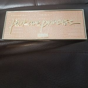 Tarte park ave princess contour palette